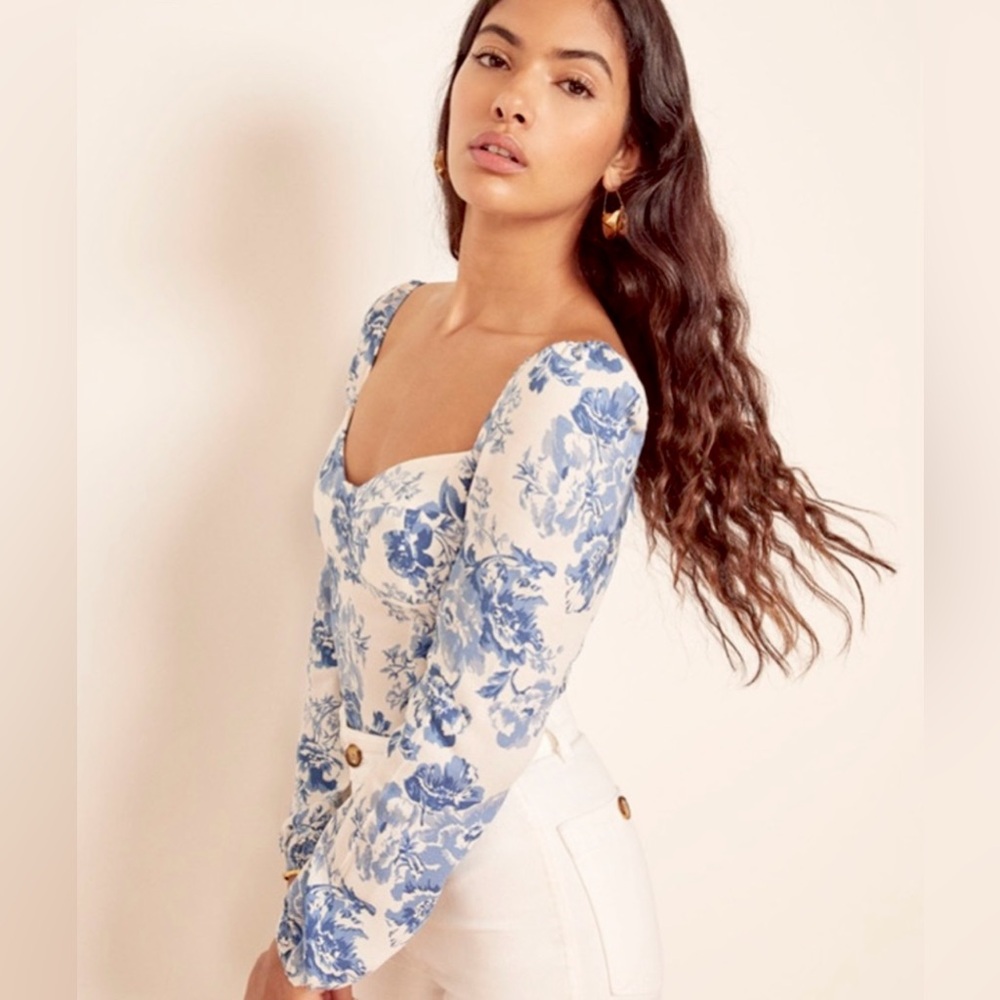 Reformation Reign Top in Olympia Print - Size 8 - Picture 4 of 12